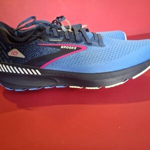 Brooks Vibrant Blue and Pink Athletic Shoes